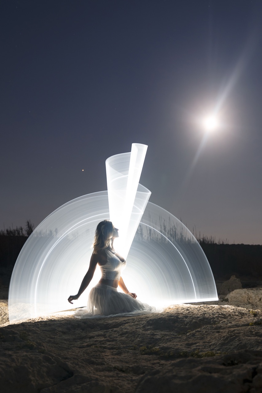 Light-painting and long exposure photography by Andrea Riezzo (2020) - light painting sublument 4914