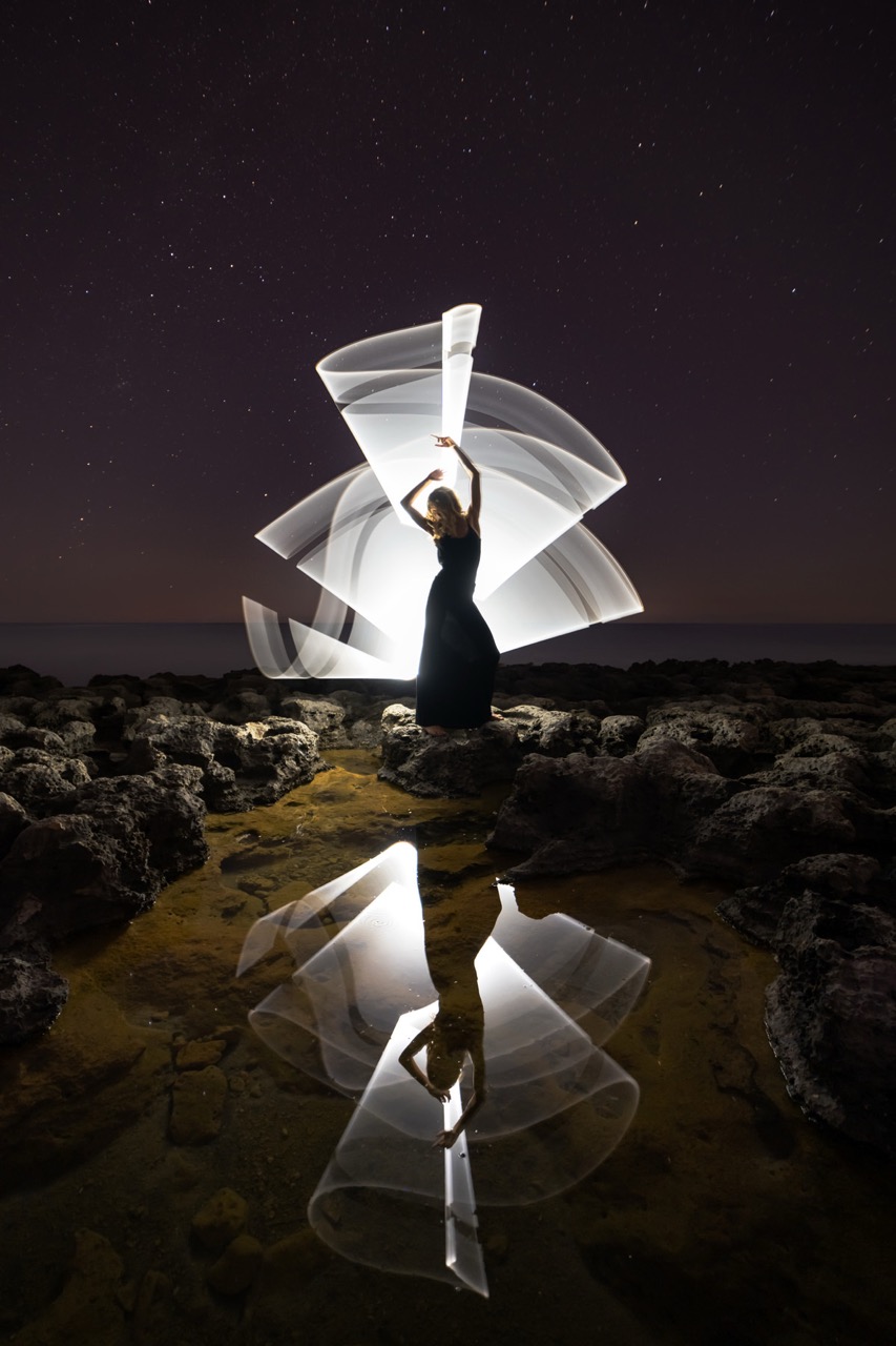 Light-painting and long exposure photography by Andrea Riezzo (2020) - light painting sublument 7007